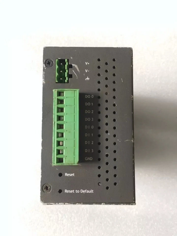 MOXA IA240-LX EMBEDDED COMPUTERQ